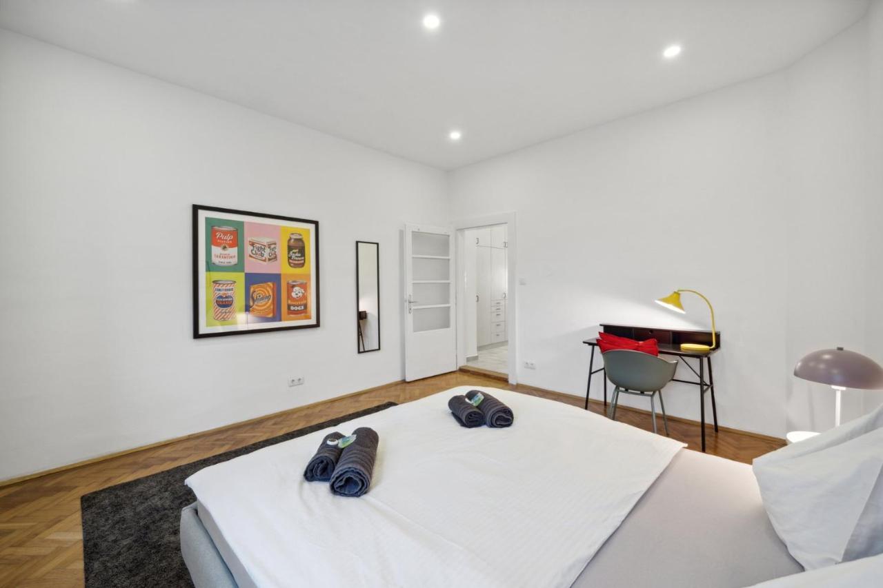 Big Spacious Central Apartment In Vienna Exterior photo